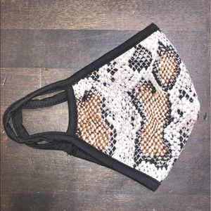 Women’s animal print face mask
